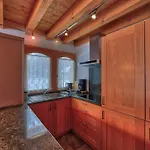 Coralie Chalet Chamonix