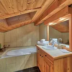 Coralie Chalet